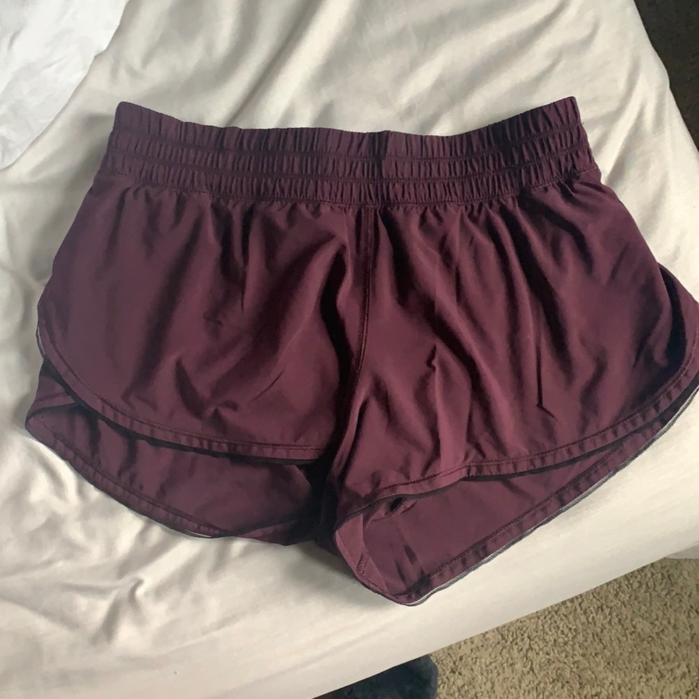 Lululemon 3 in shorts